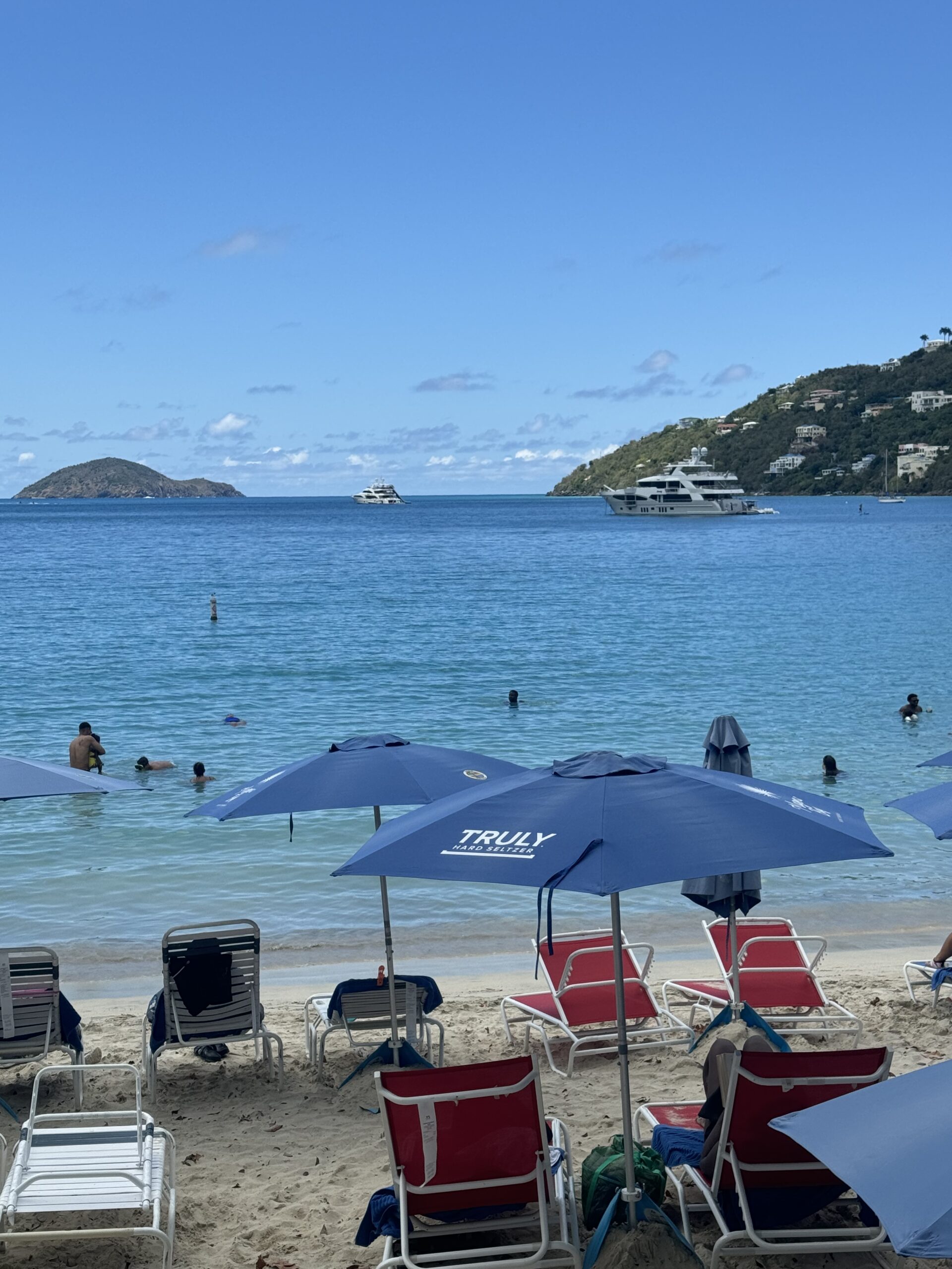 Magens Bay Beach, St. Thomas: A Tropical Paradise for Every Traveler